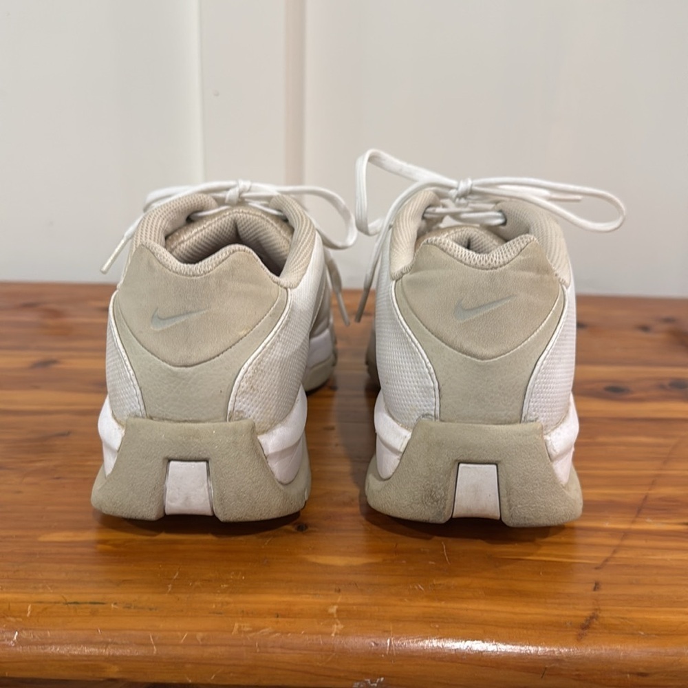 Nike Sports Performance Saddle Golf Shoes - Picture 3 of 8